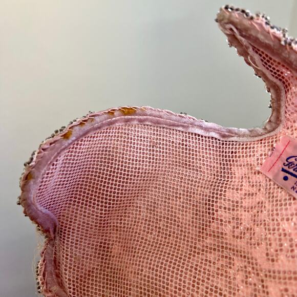 Vintage 40s Gertrude Sheedy Pink Curvette Fascinator Silk Beaded Hat w/ Veil - Picture 15 of 16